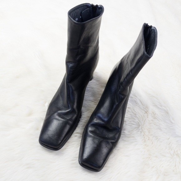 Stuart Weitzman Square Toe Heeled Ankle Boots - Picture 4 of 8